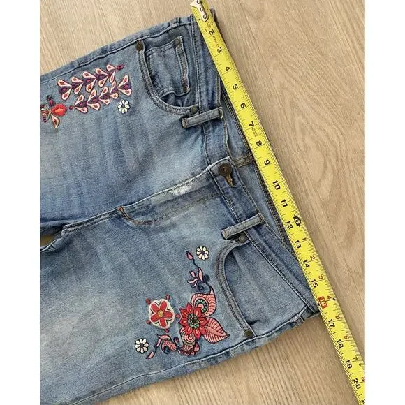 JOHNNY WAS Dallah Embroidered Skinny Jeans 29 Floral Boho Art To Wear Hippie - Picture 13 of 15